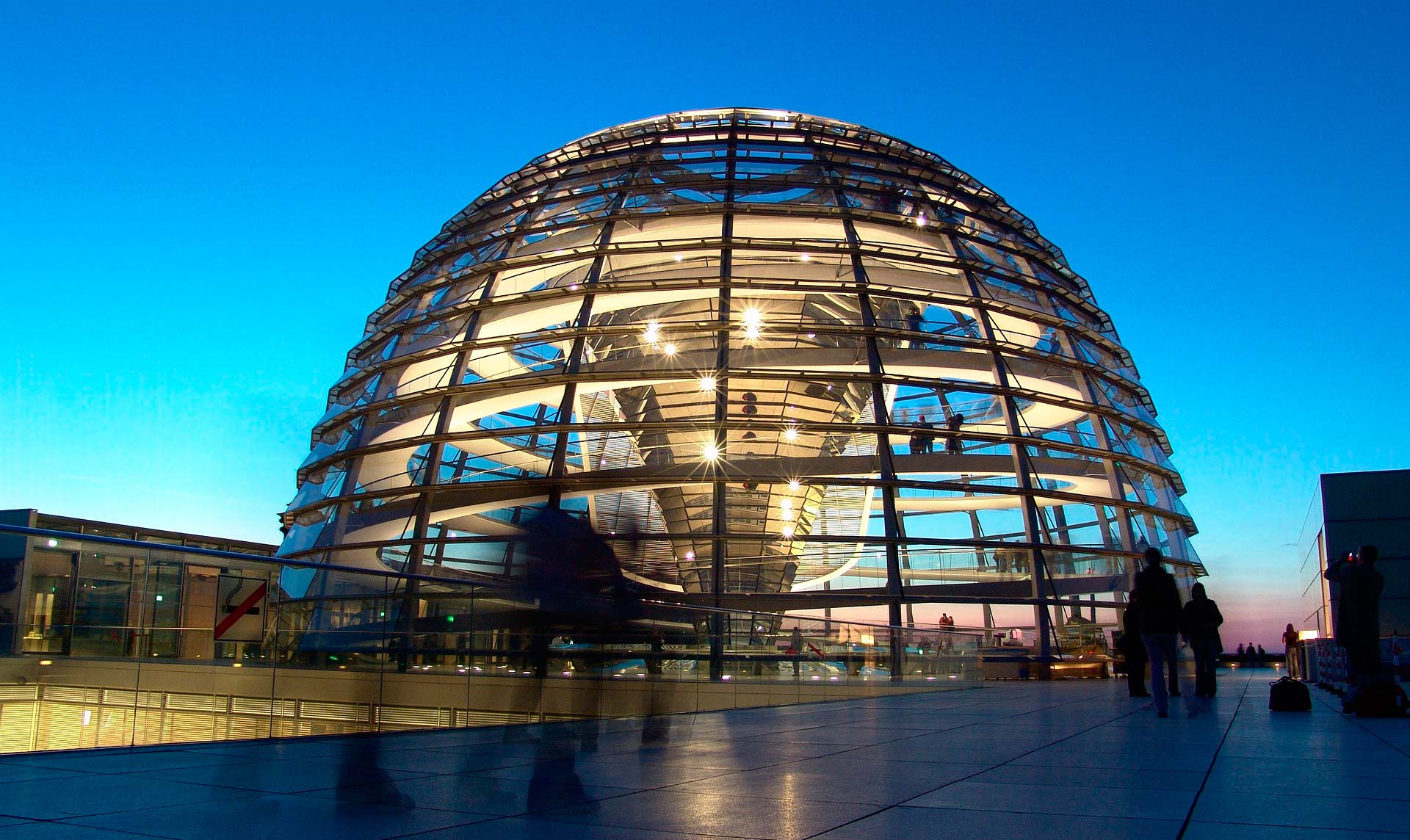 Imágen de la Cúpula del Bundestag en Berlín, Alemania