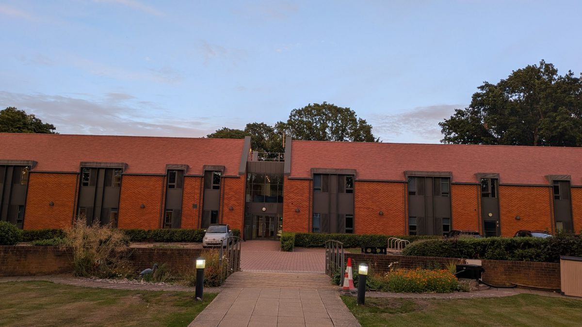 Residencia chicos BEDES Dicker