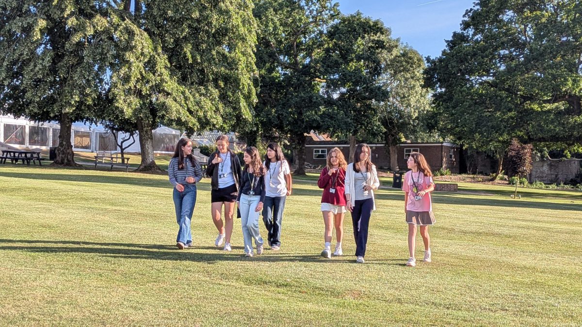 The girls team (1)